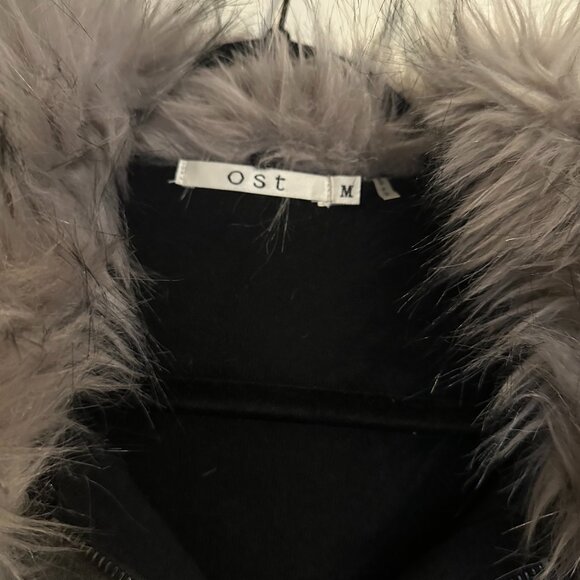 Ost cardigan / jacket with removable faux fur collar - Picture 5 of 10